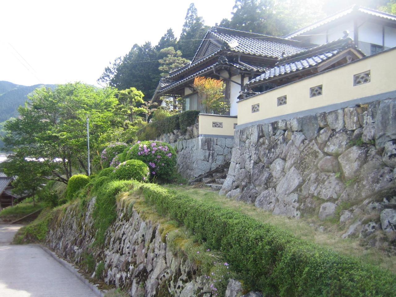 Japanese Style Inn Dohzen Miwa Niimi Екстериор снимка